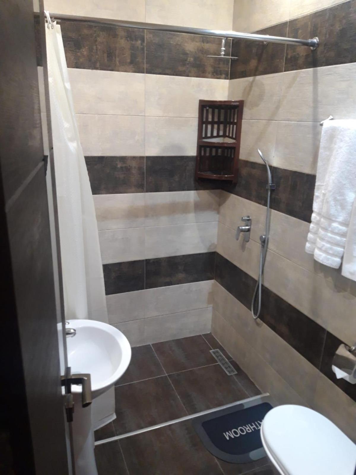 Premium Hotel Jerevan Buitenkant foto